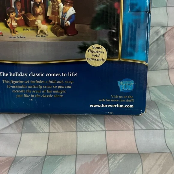 Little Drummer Boy Figurine Collection with Fold-Out Nativity Scene Toys R Us - Picture 12 of 16